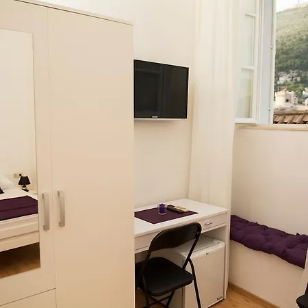 Placeforyou Apartman *